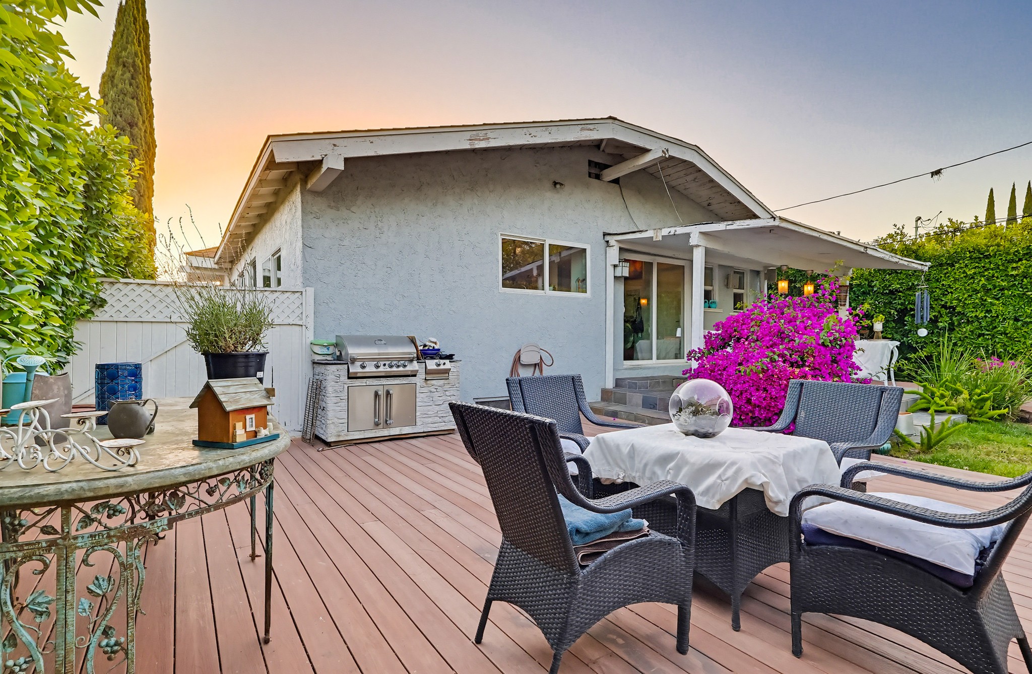 Virtual tour photo 118 of 119 for 206 N Wilton Pl