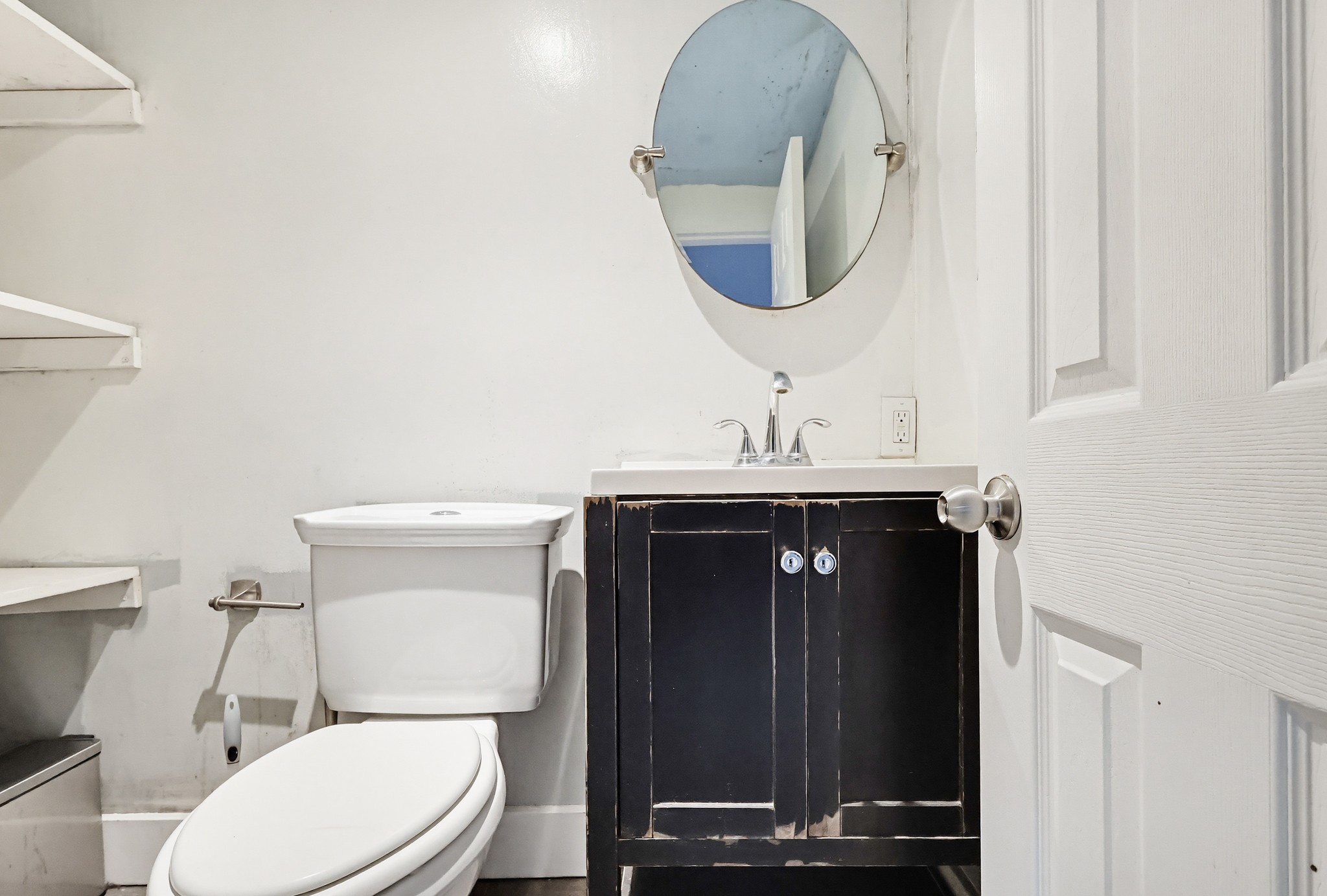 Virtual tour photo 120 of 119 for 206 N Wilton Pl