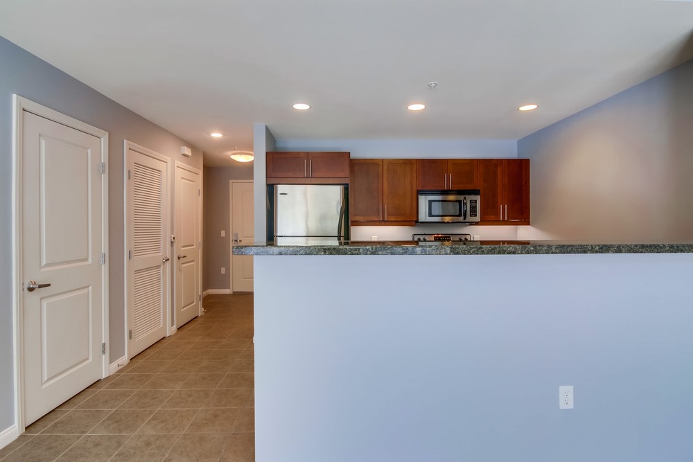 Virtual tour photo 17 of 44 for 206 Park Blvd #205