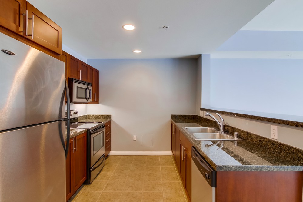 Virtual tour photo 19 of 44 for 206 Park Blvd #205