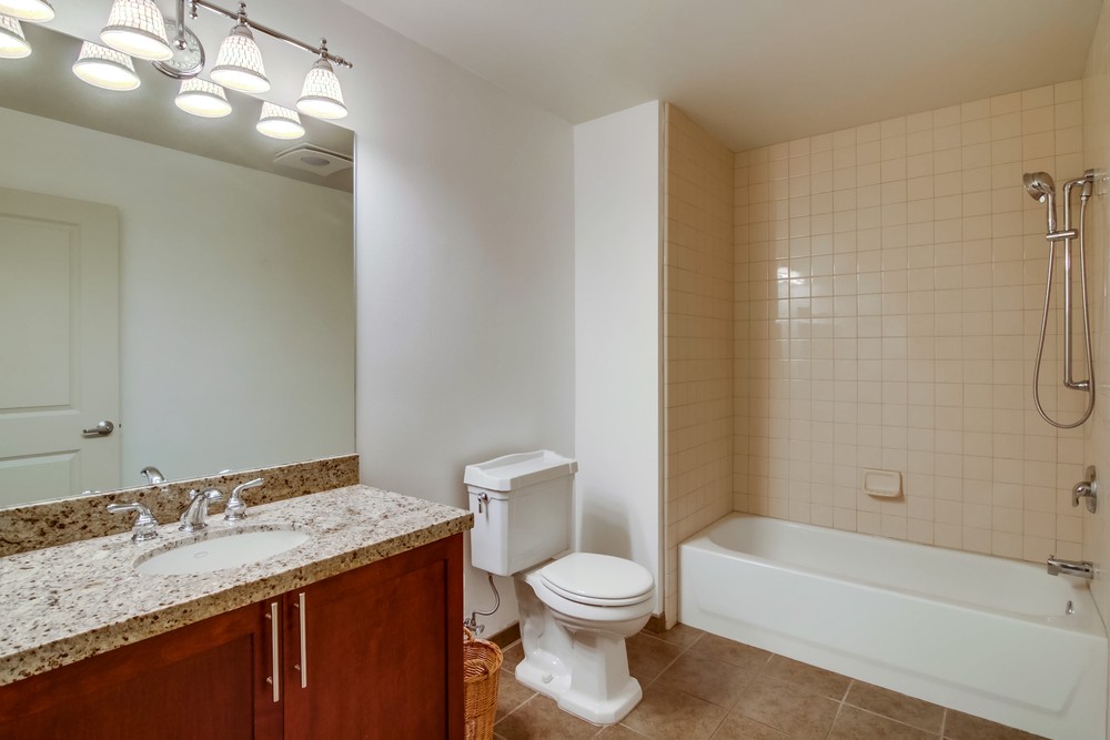 Virtual tour photo 27 of 44 for 206 Park Blvd #205