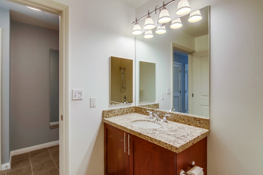 Virtual tour photo 28 of 44 for 206 Park Blvd #205