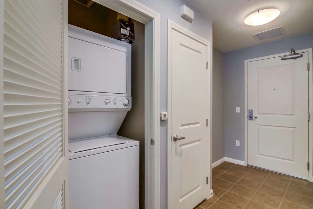 Virtual tour photo 29 of 44 for 206 Park Blvd #205