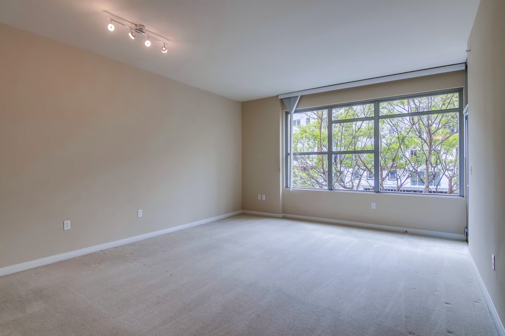 Virtual tour photo 1 of 24 for 206 Park Blvd #308