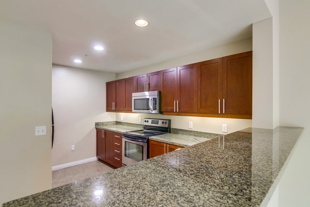 Virtual tour photo 8 of 24 for 206 Park Blvd #308