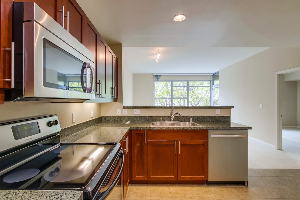 Virtual tour photo 13 of 24 for 206 Park Blvd #308