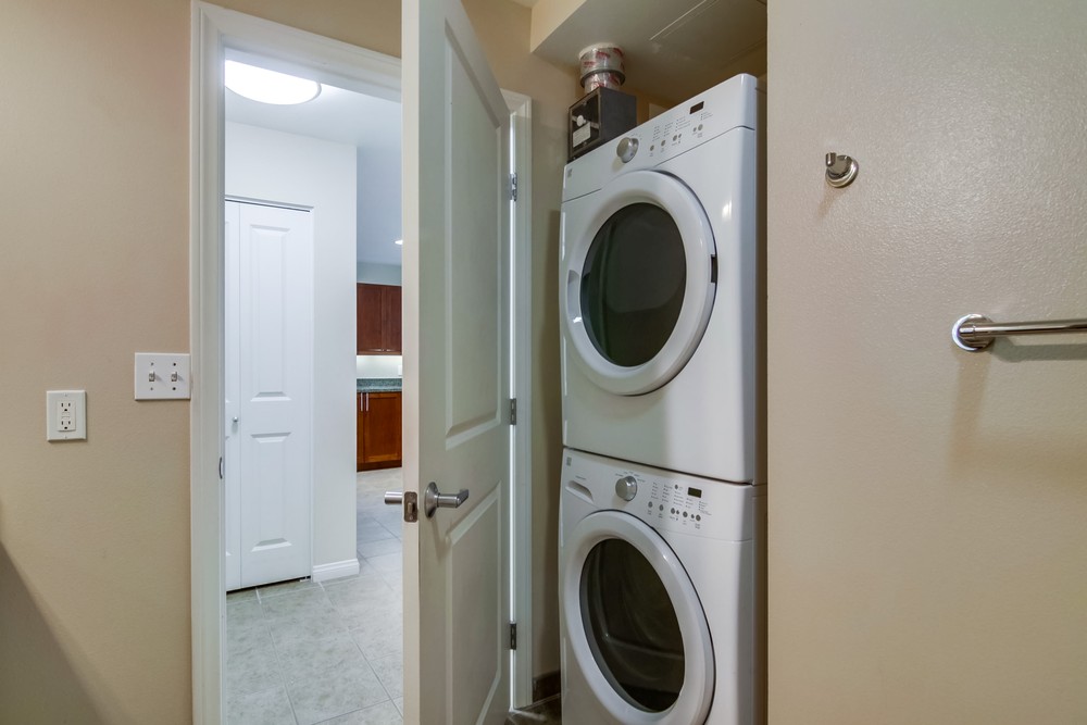 Virtual tour photo 21 of 24 for 206 Park Blvd #308