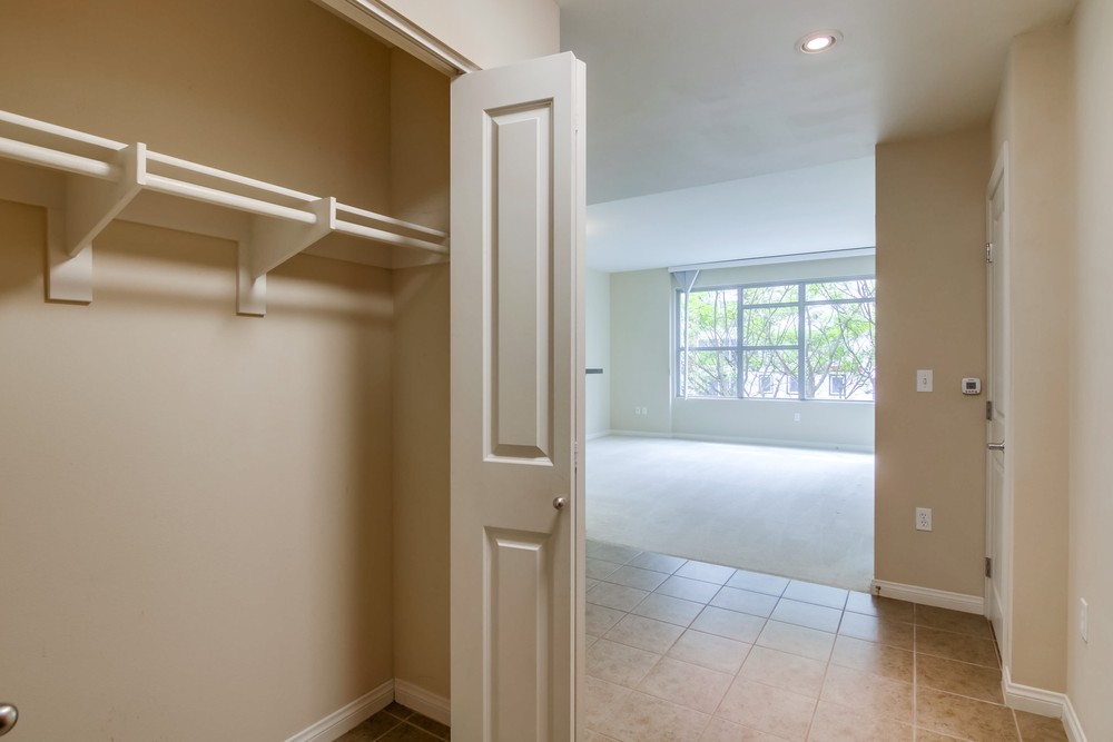 Virtual tour photo 22 of 24 for 206 Park Blvd #308