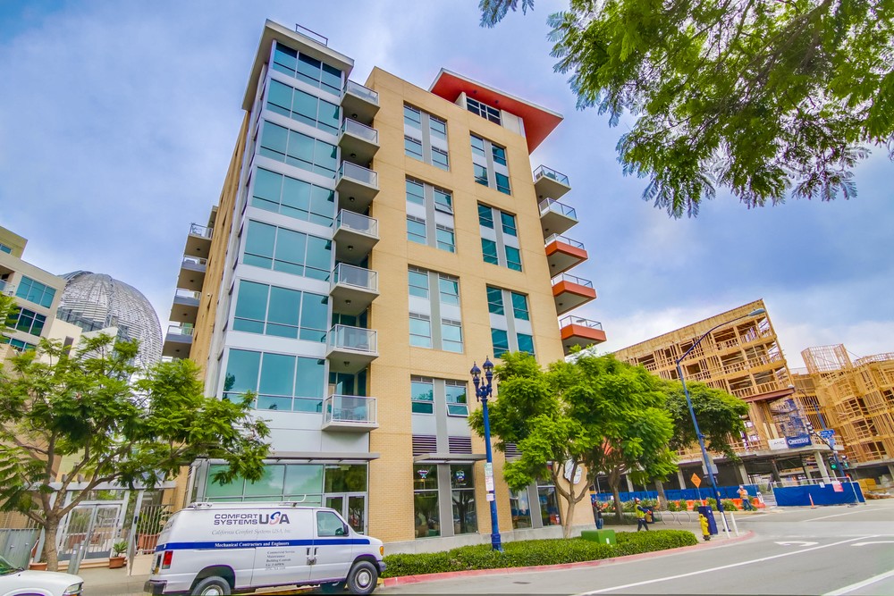 Virtual tour photo 1 of 41 for 206 park blvd #309