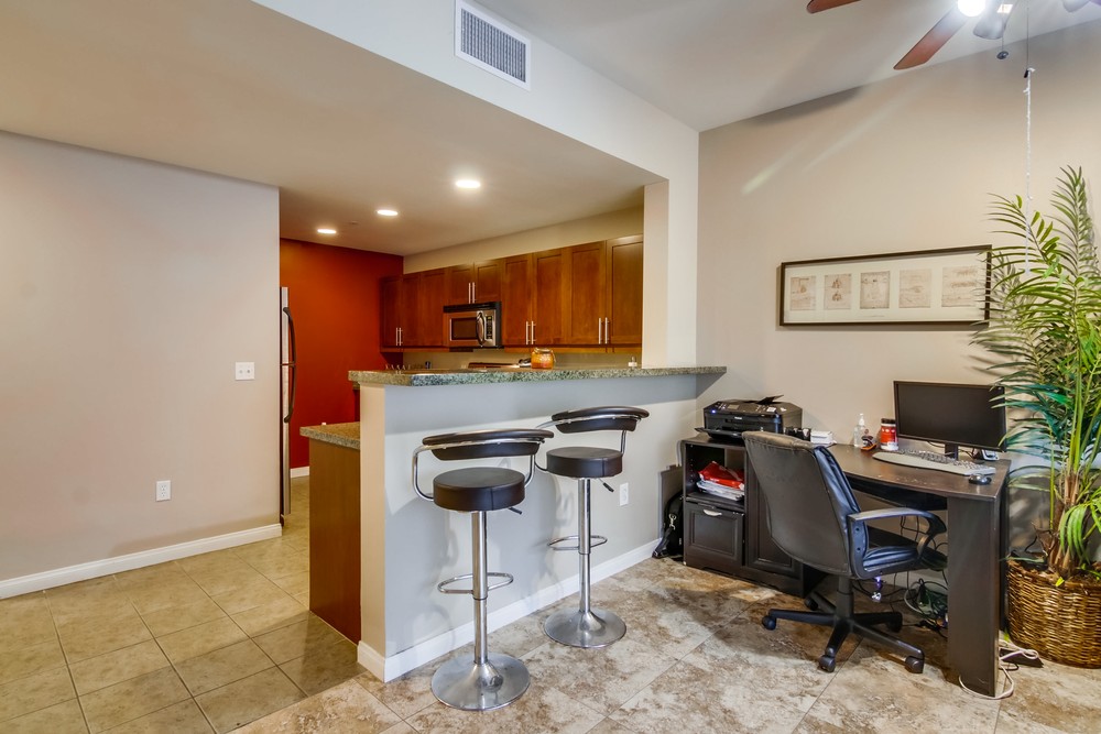 Virtual tour photo 13 of 41 for 206 park blvd #309