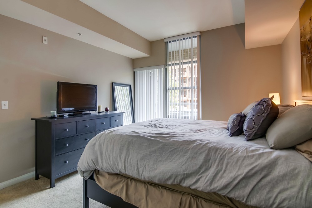 Virtual tour photo 21 of 41 for 206 park blvd #309