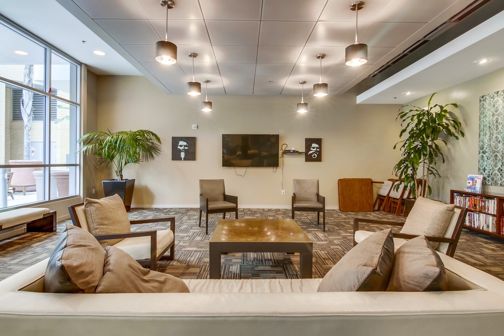 Virtual tour photo 35 of 41 for 206 park blvd #309