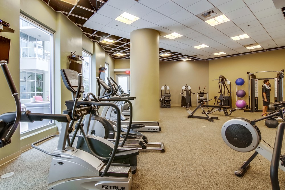 Virtual tour photo 36 of 41 for 206 park blvd #309