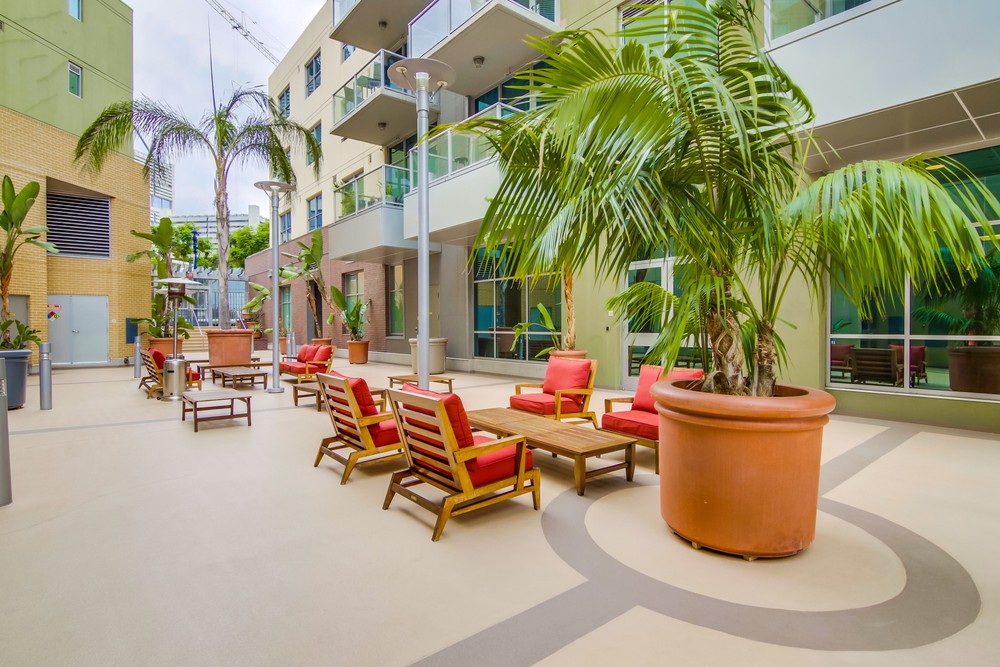 Virtual tour photo 38 of 41 for 206 park blvd #309