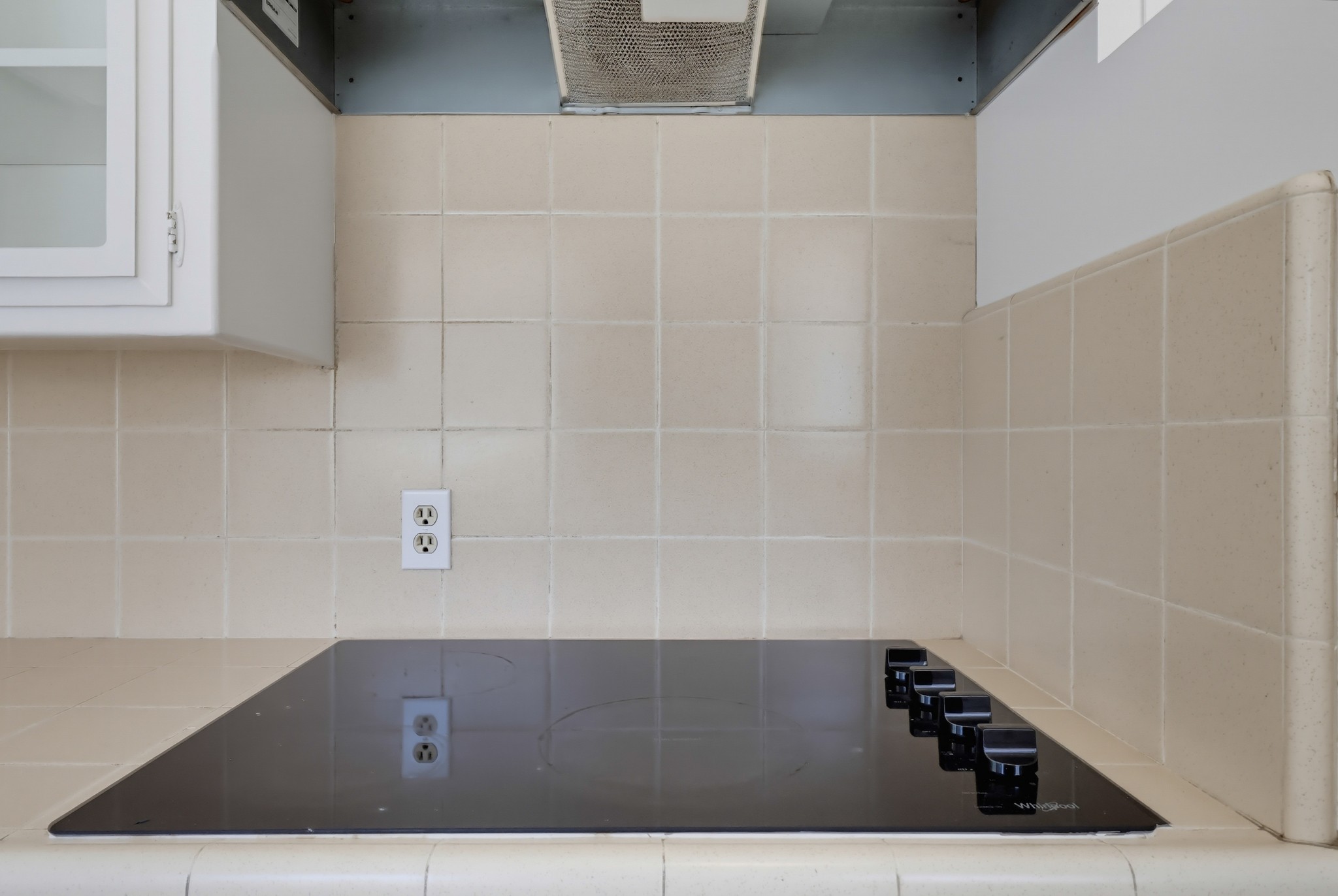 Virtual tour photo 23 of 54 for 2060 E 3rd St Apt 6