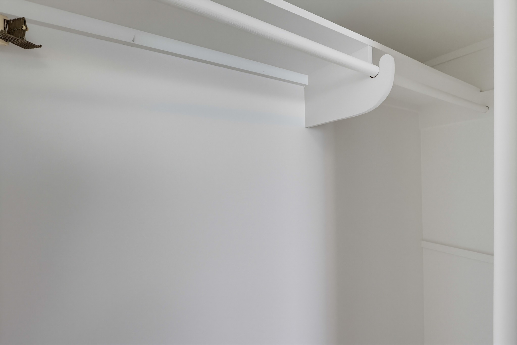 Virtual tour photo 37 of 54 for 2060 E 3rd St Apt 6