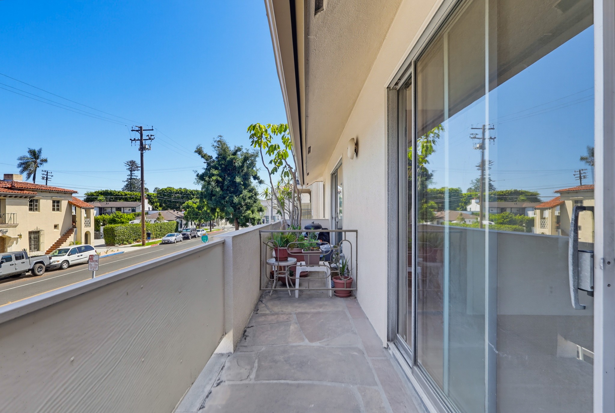 Virtual tour photo 46 of 54 for 2060 E 3rd St Apt 6