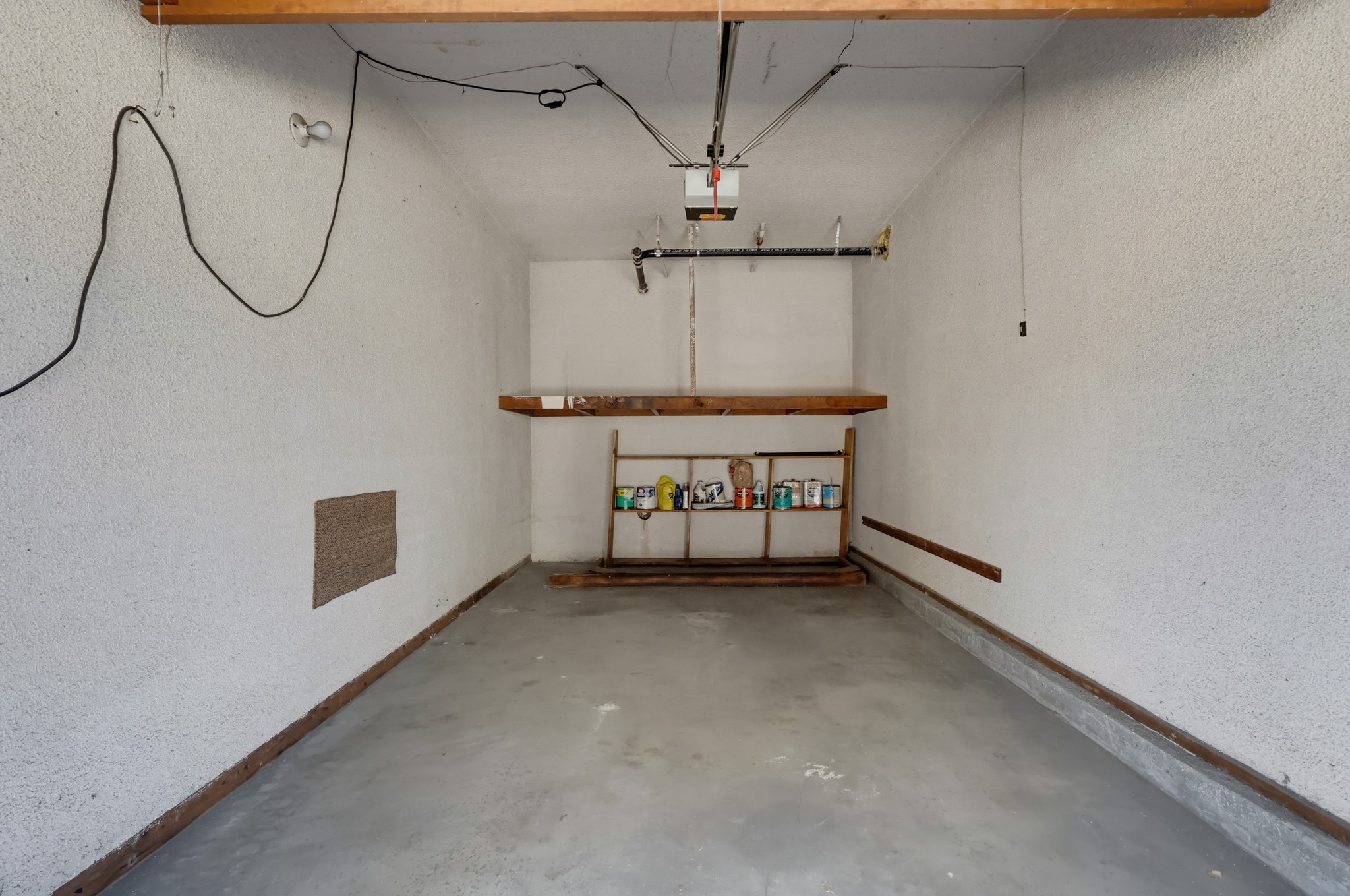 Virtual tour photo 49 of 54 for 2060 E 3rd St Apt 6