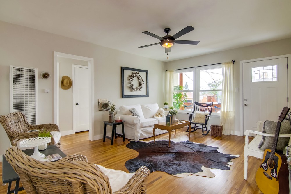 Virtual tour photo 12 of 54 for 2061 39th St