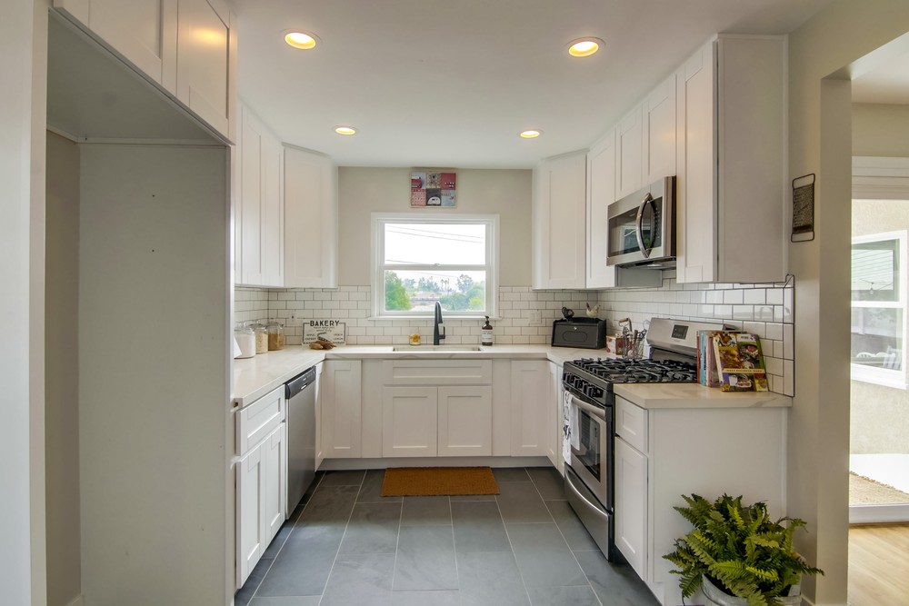 Virtual tour photo 19 of 54 for 2061 39th St