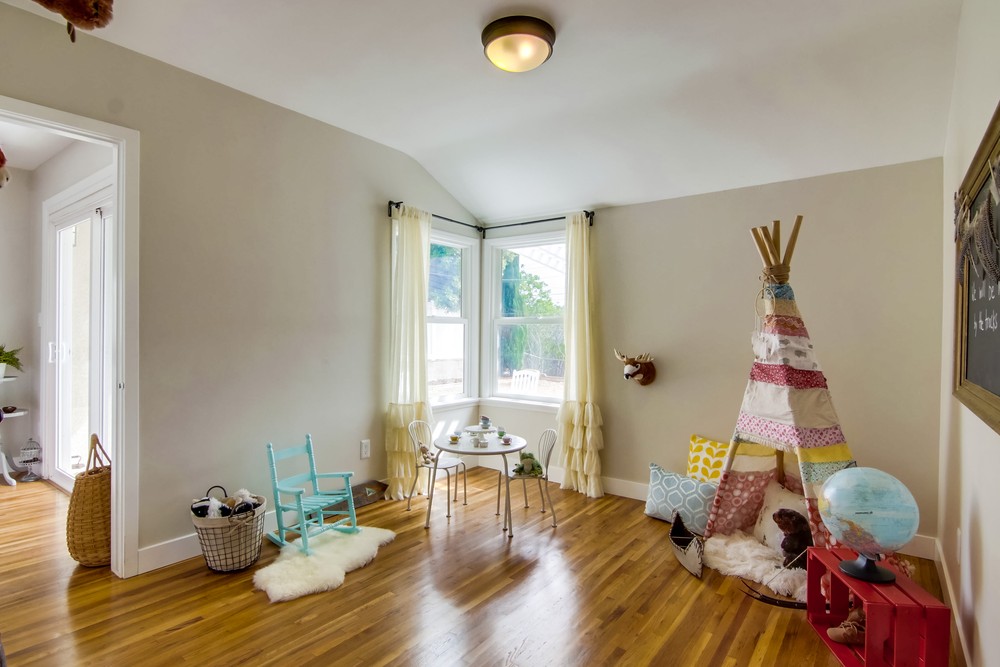 Virtual tour photo 33 of 54 for 2061 39th St