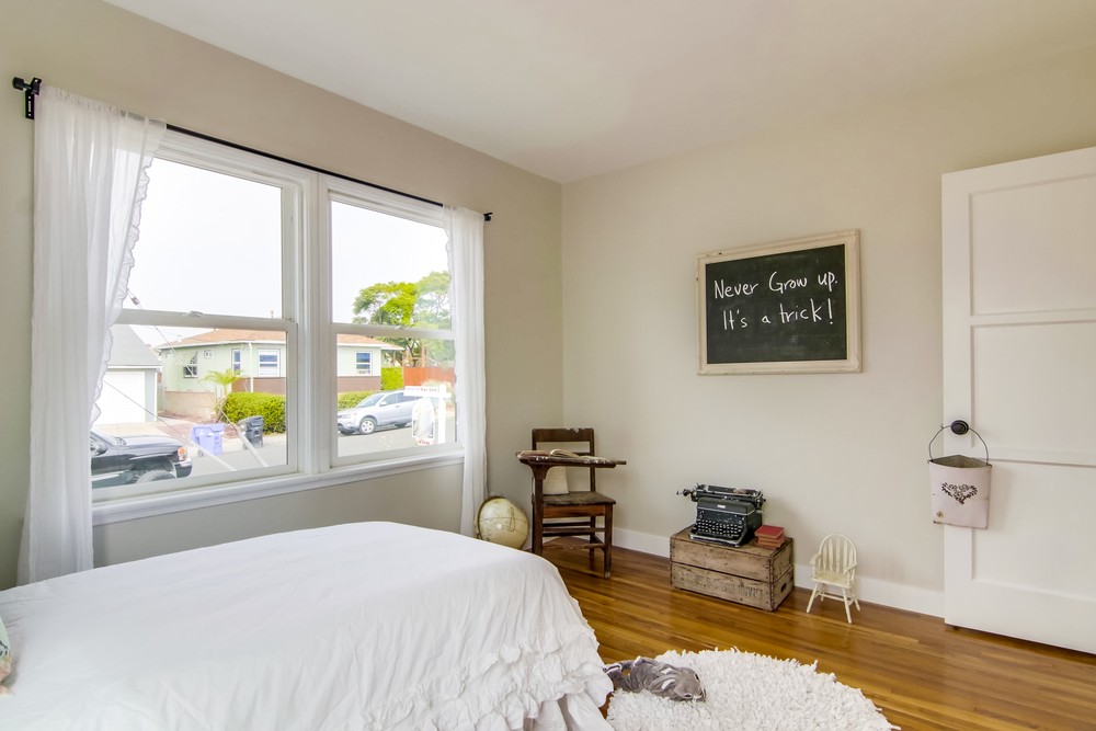 Virtual tour photo 36 of 54 for 2061 39th St
