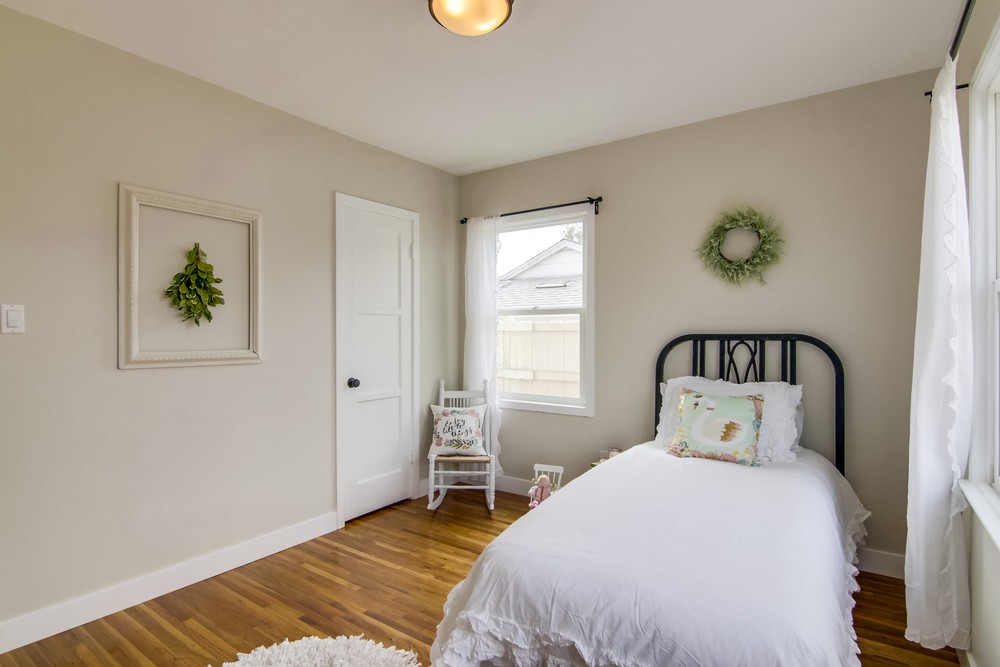 Virtual tour photo 37 of 54 for 2061 39th St