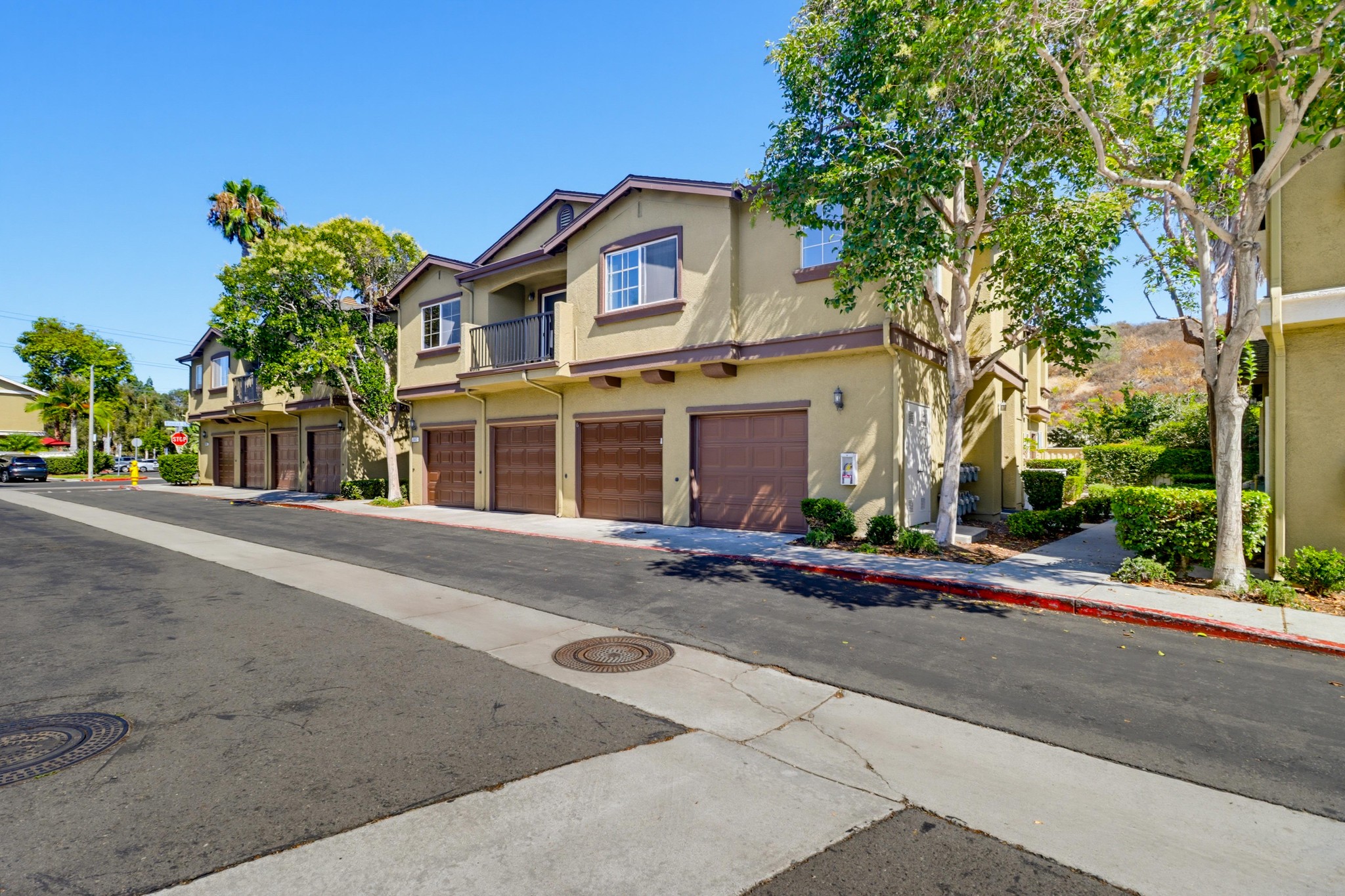 Virtual tour photo 1 of 37 for 2062 Azure Cove