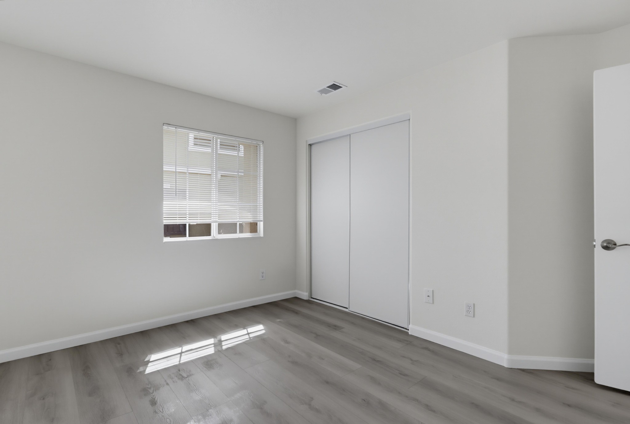 Virtual tour photo 20 of 37 for 2062 Azure Cove