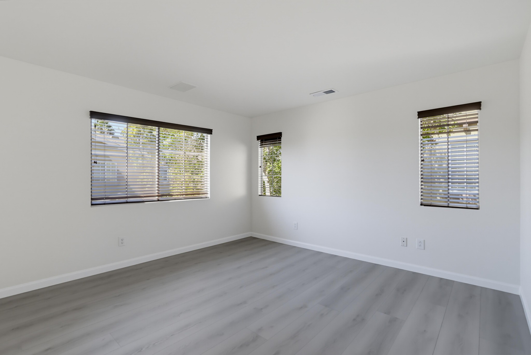 Virtual tour photo 27 of 37 for 2062 Azure Cove