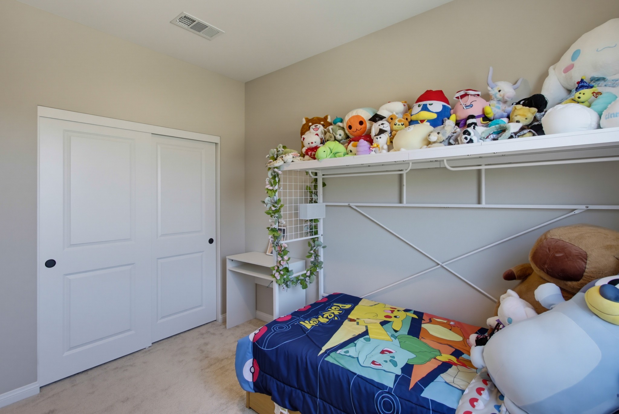 Virtual tour photo 32 of 51 for 2062 Bluestone Cir