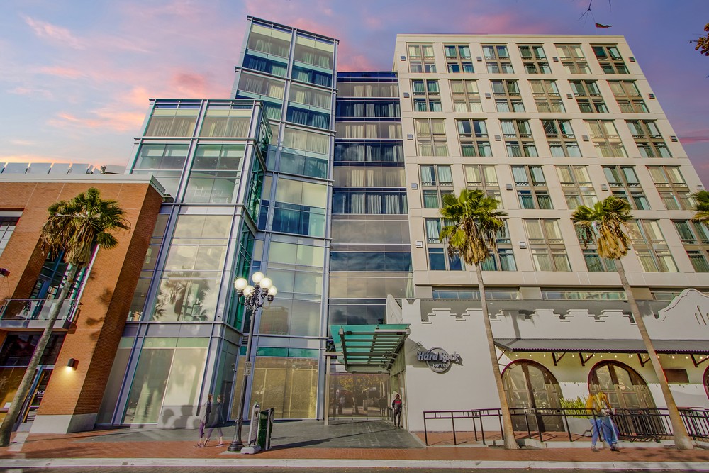 Virtual tour photo 1 of 56 for 207 Fifth Ave #734