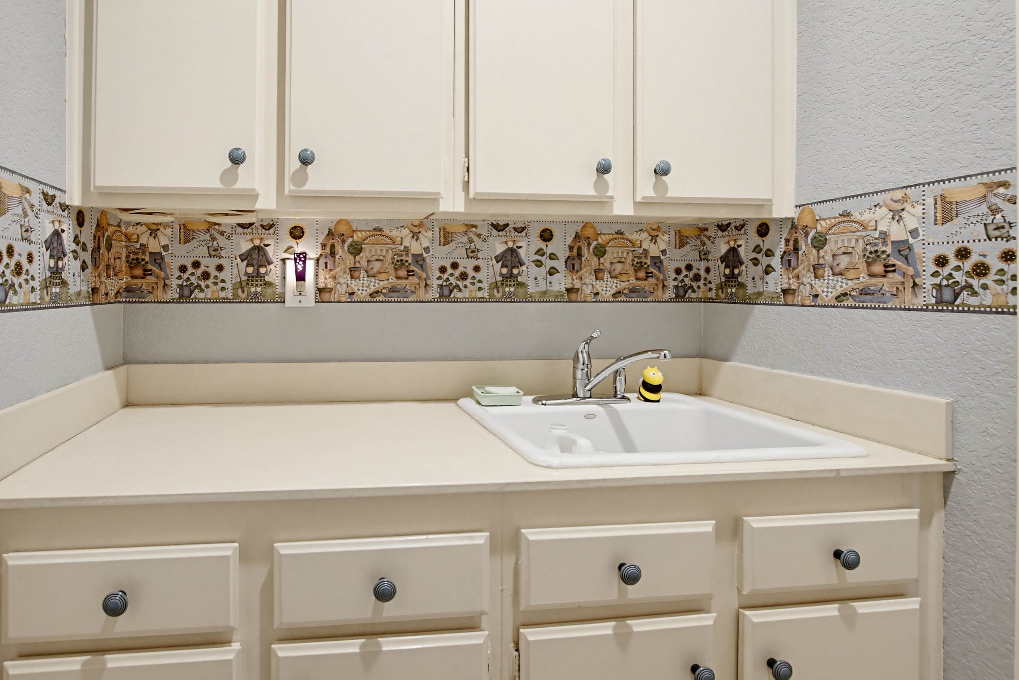 Virtual tour photo 26 of 41 for 2071 Winamar Pl