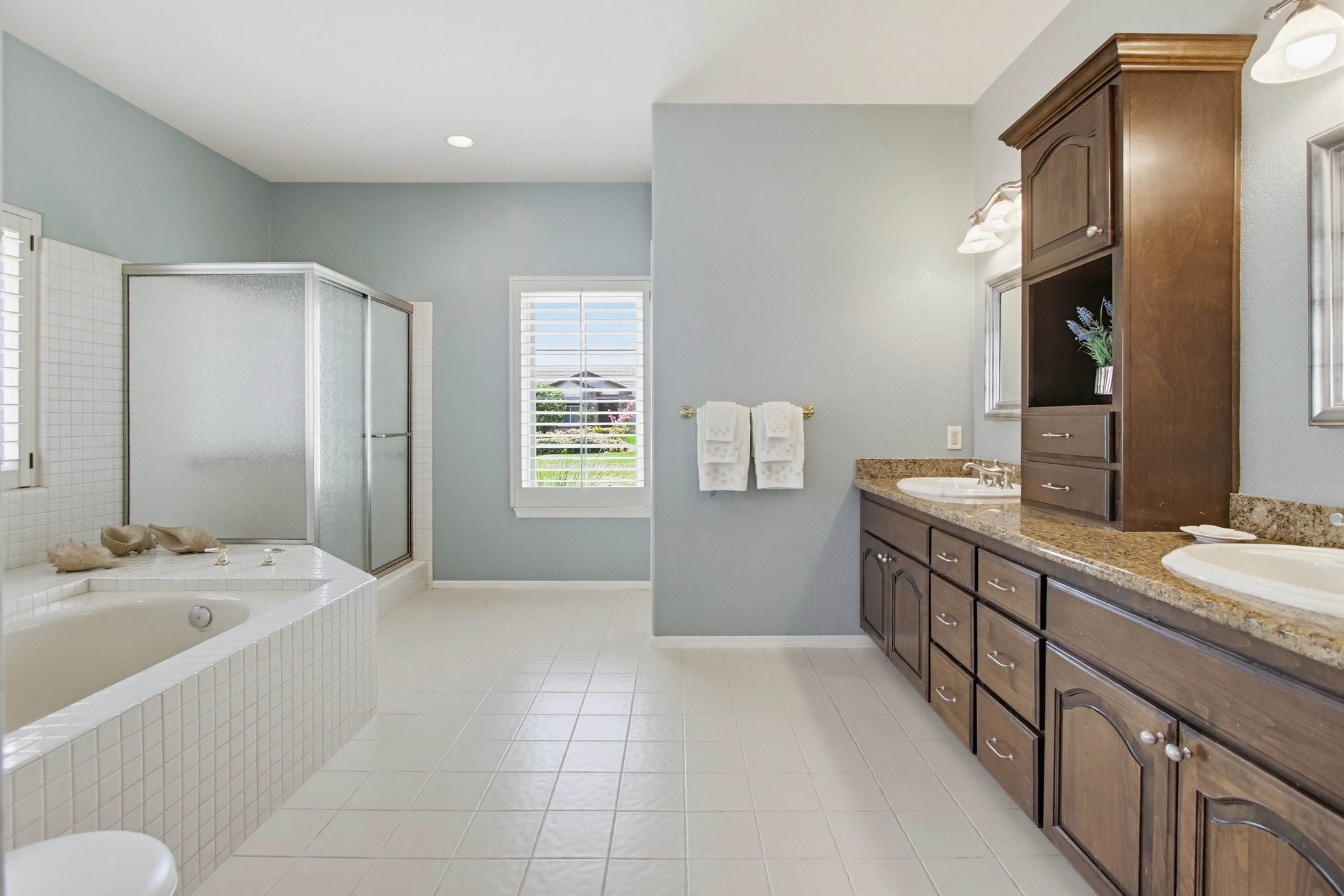 Virtual tour photo 31 of 41 for 2071 Winamar Pl