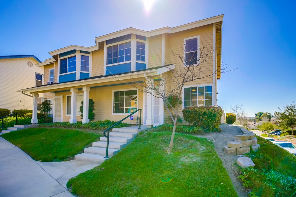 Virtual tour photo 1 of 44 for 2073 Manzana Way