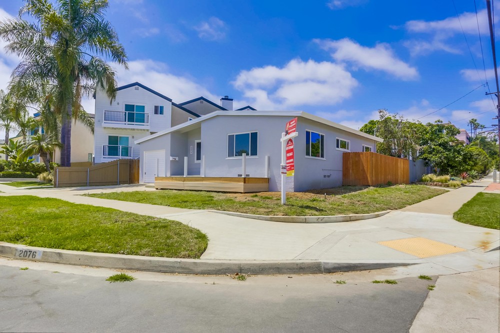 Virtual tour photo 5 of 32 for 2076 Emerald St