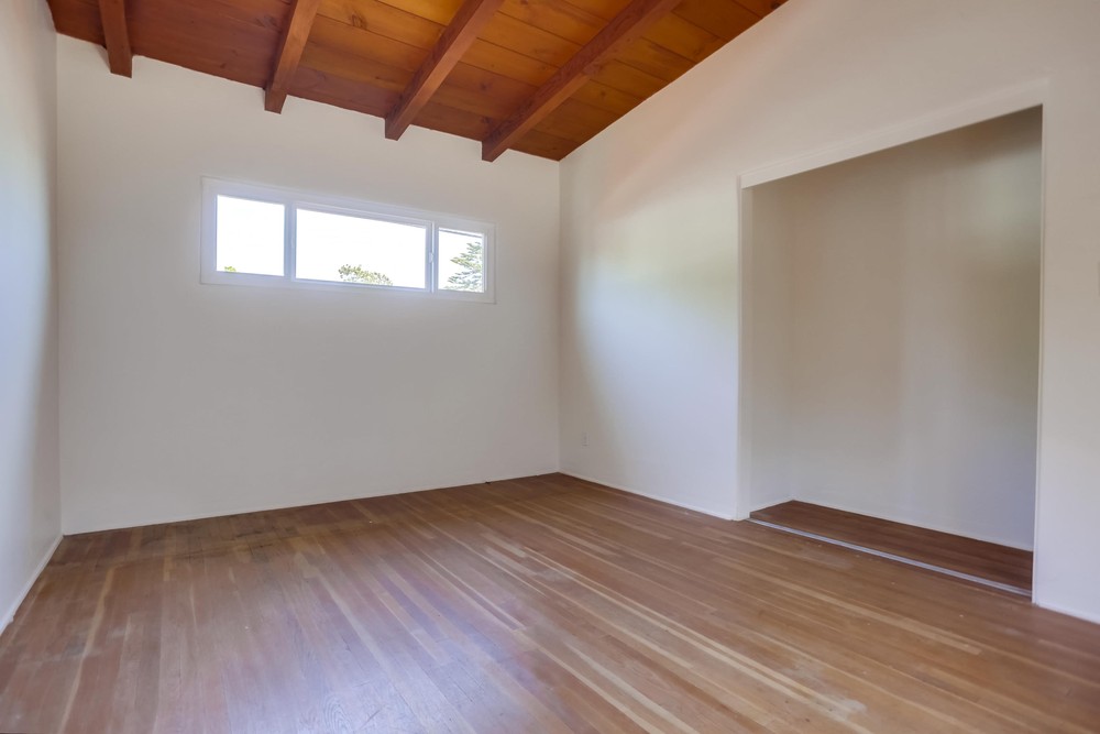 Virtual tour photo 19 of 32 for 2076 Emerald St