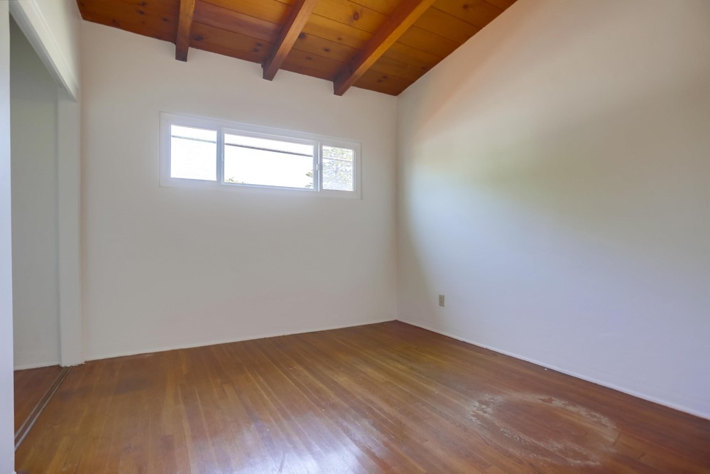 Virtual tour photo 21 of 32 for 2076 Emerald St
