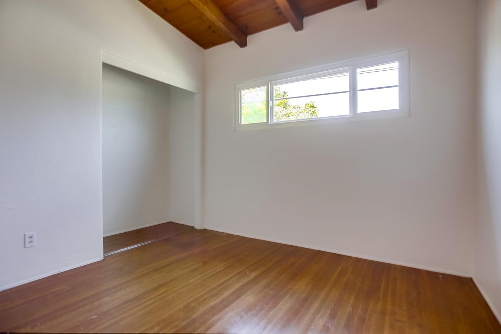 Virtual tour photo 22 of 32 for 2076 Emerald St