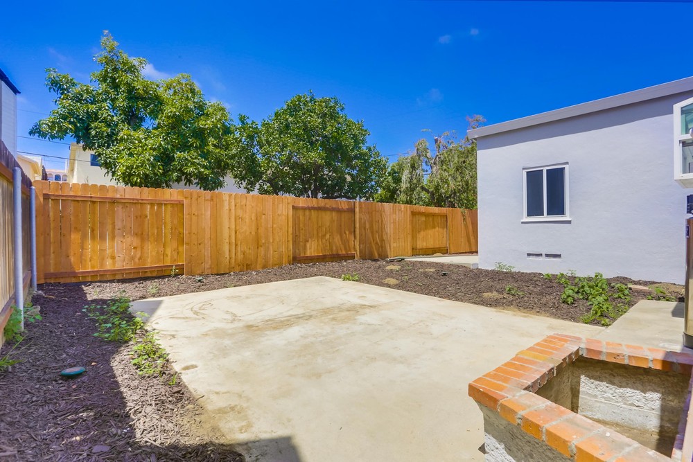 Virtual tour photo 29 of 32 for 2076 Emerald St