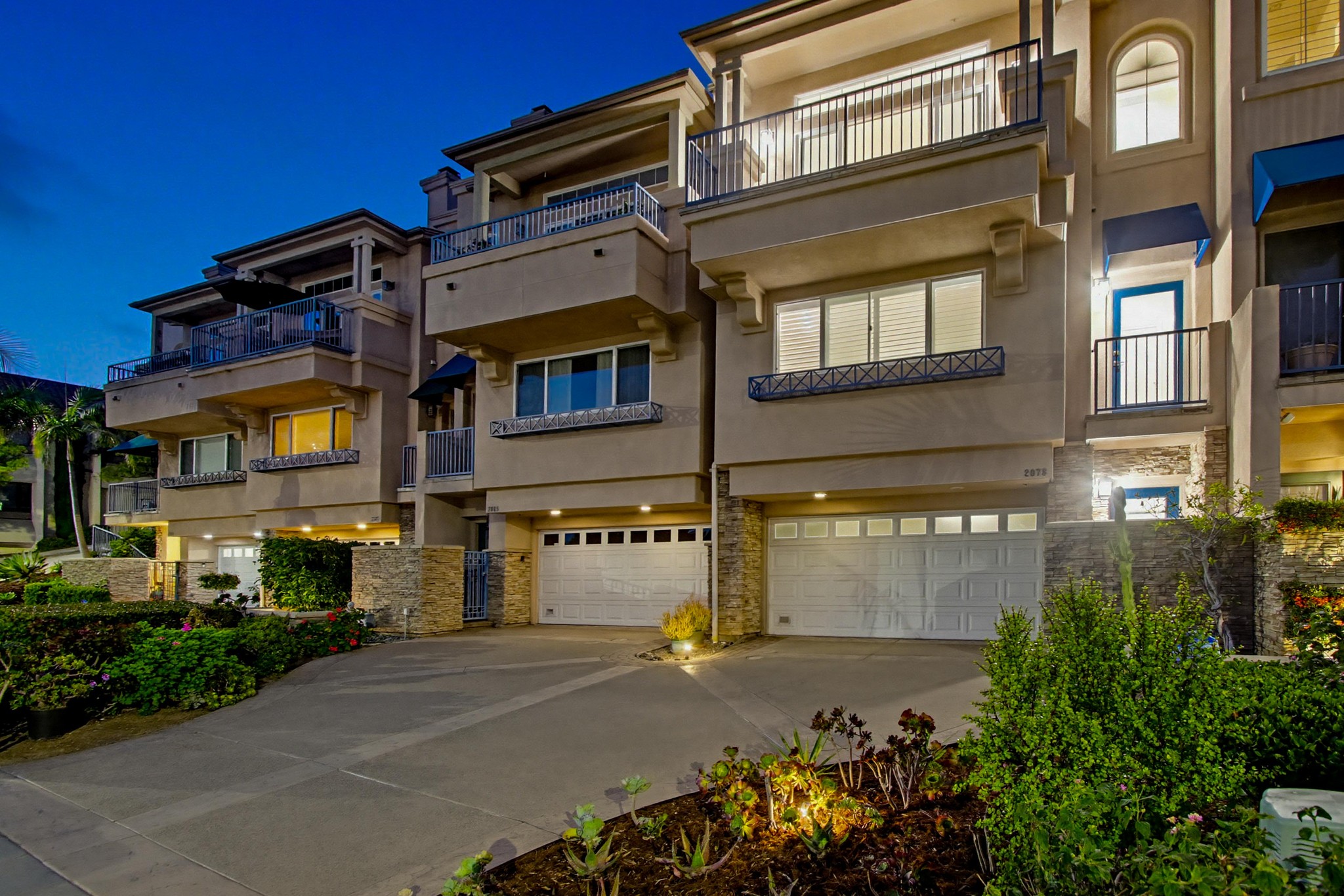Virtual tour photo 5 of 80 for 2078 San Diego Ave