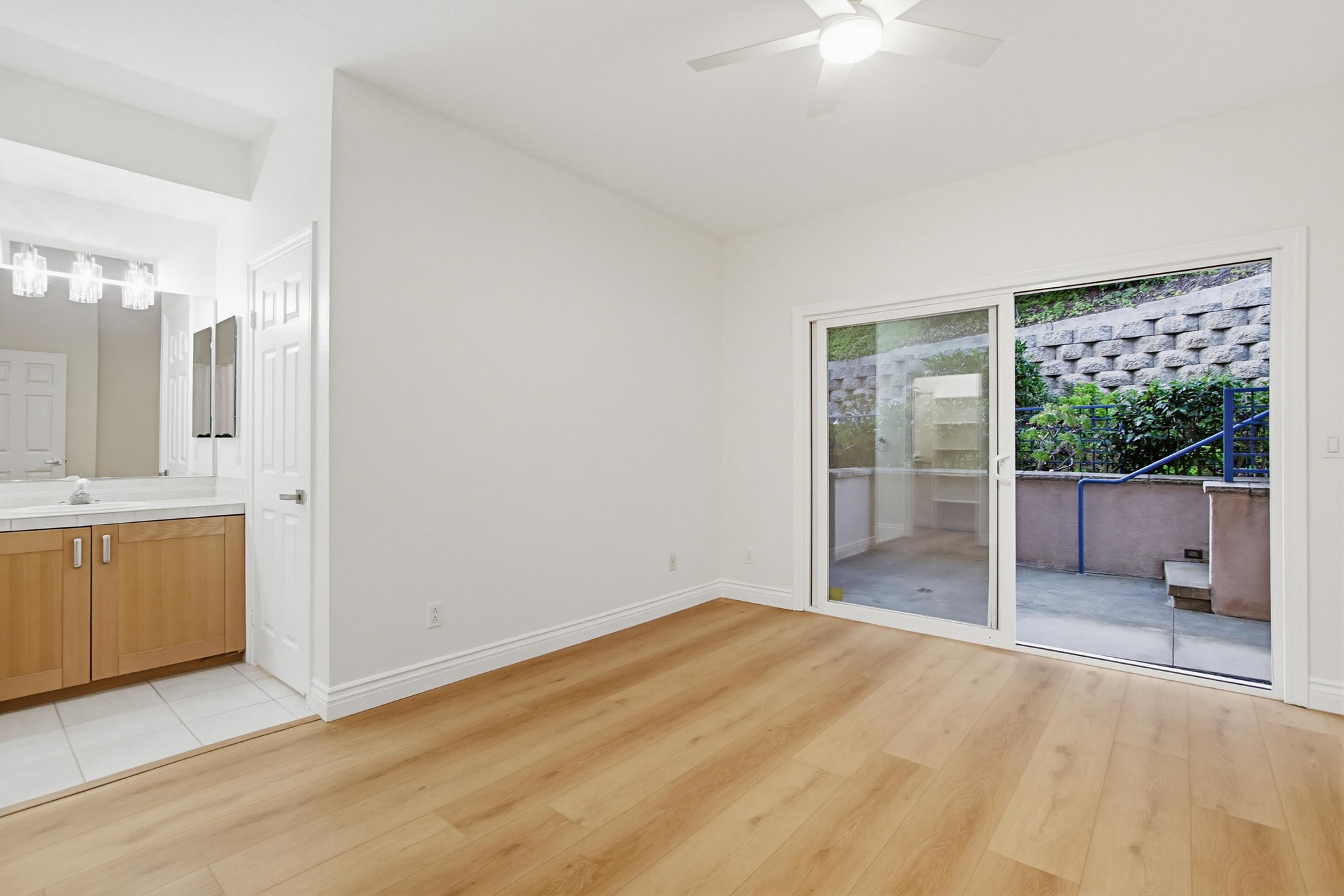 Virtual tour photo 43 of 80 for 2078 San Diego Ave