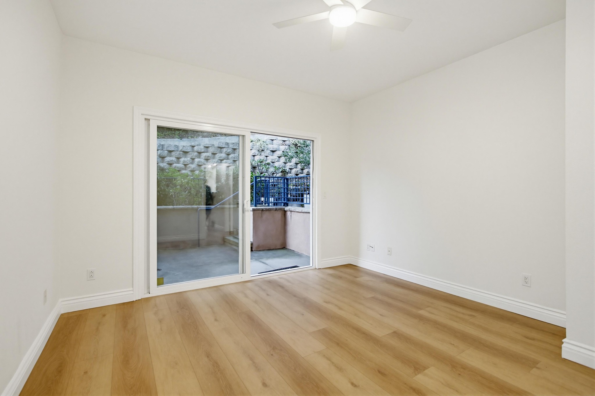 Virtual tour photo 46 of 80 for 2078 San Diego Ave