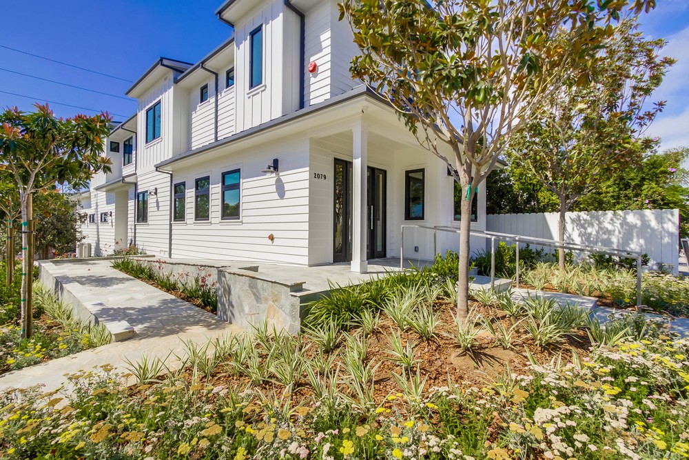 Virtual tour photo 5 of 38 for 2079 Garnet Ave