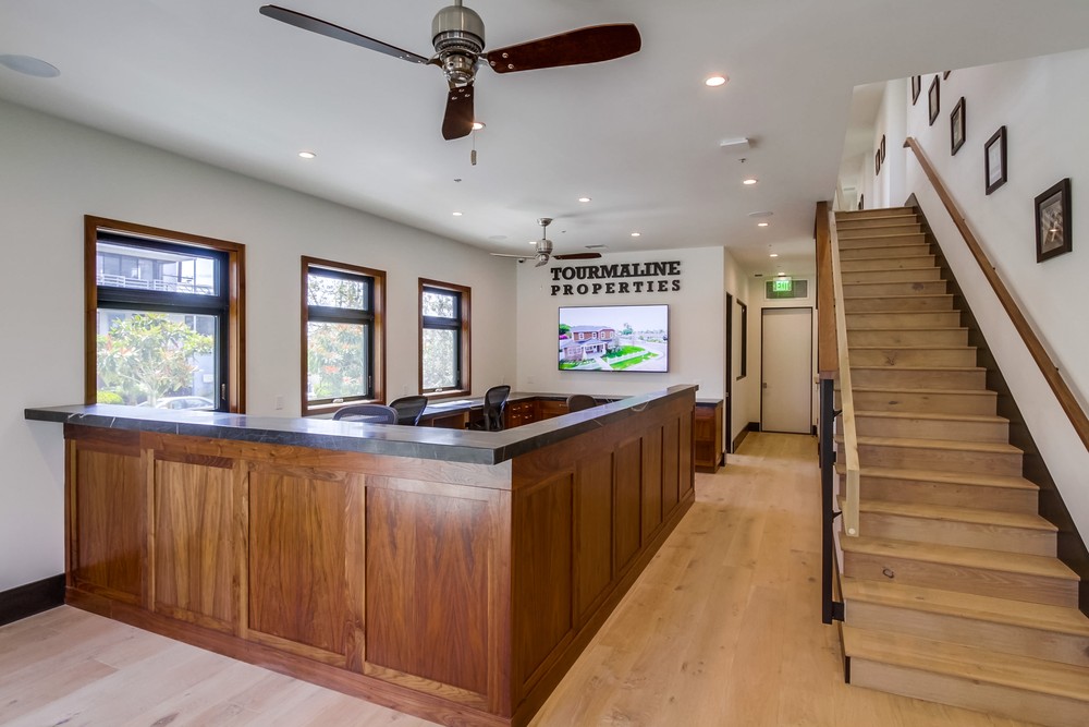 Virtual tour photo 16 of 38 for 2079 Garnet Ave