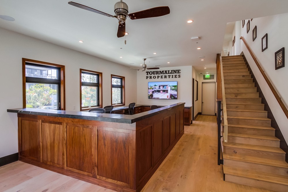 Virtual tour photo 18 of 38 for 2079 Garnet Ave