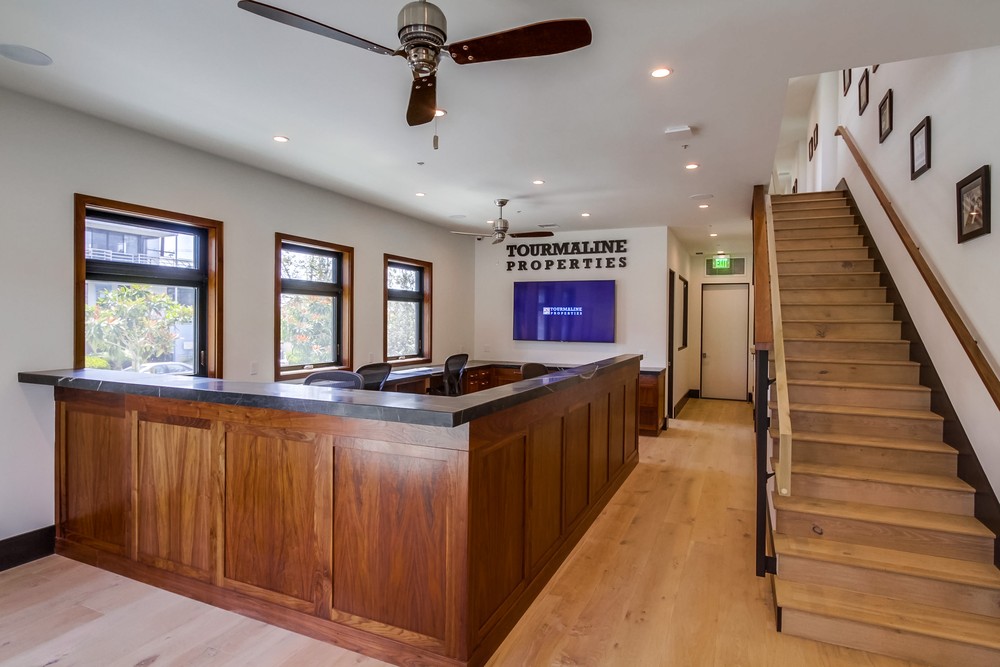 Virtual tour photo 19 of 38 for 2079 Garnet Ave
