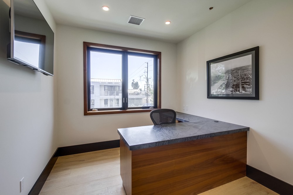 Virtual tour photo 29 of 38 for 2079 Garnet Ave