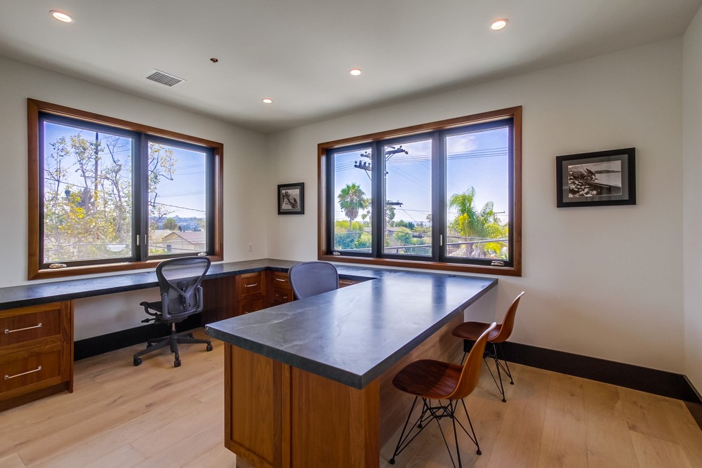 Virtual tour photo 33 of 38 for 2079 Garnet Ave