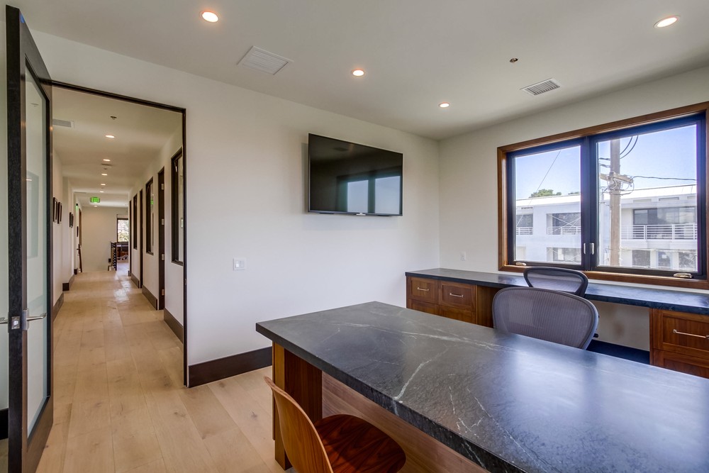 Virtual tour photo 34 of 38 for 2079 Garnet Ave